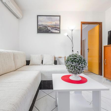 Apartments Roma บาชกาโวดา ภายนอก รูปภาพ