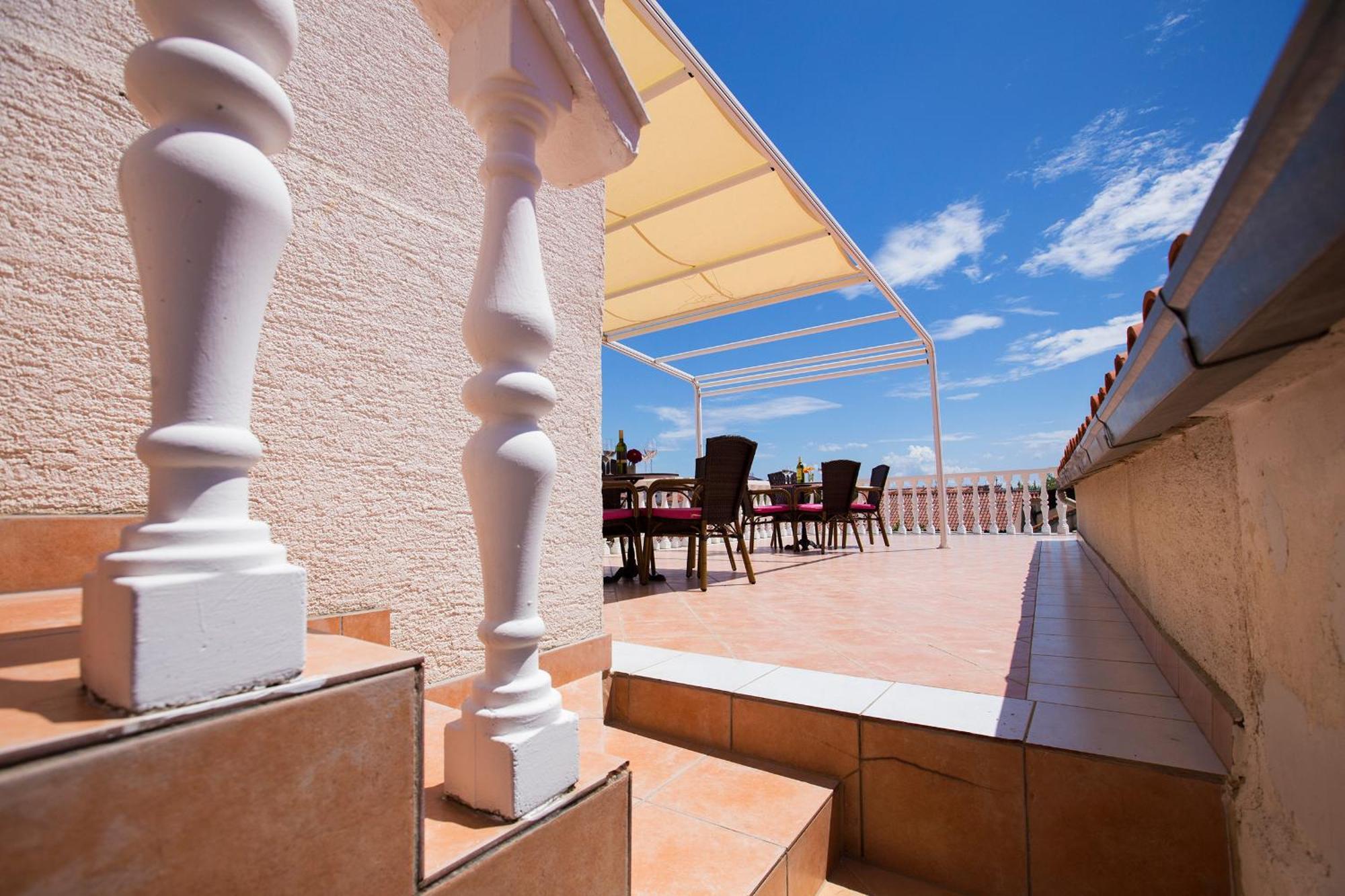 Apartments Roma บาชกาโวดา ภายนอก รูปภาพ