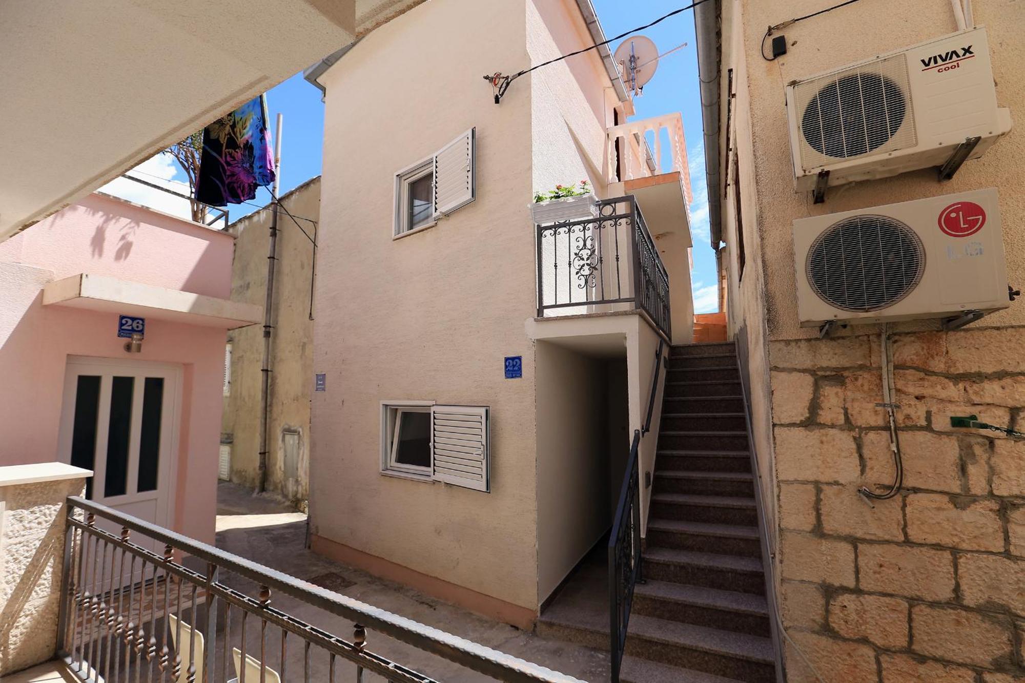 Apartments Roma บาชกาโวดา ภายนอก รูปภาพ