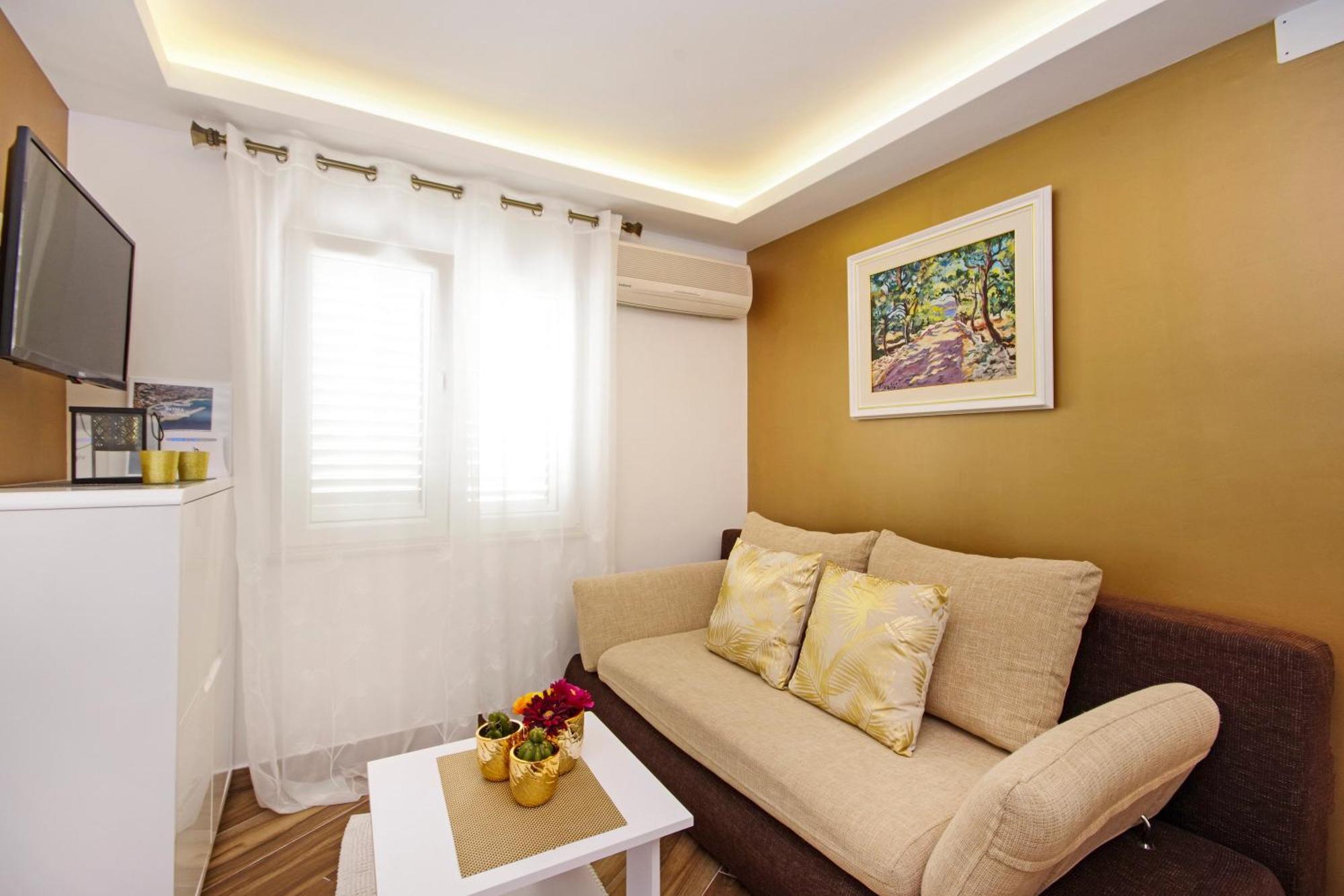 Apartments Roma บาชกาโวดา ภายนอก รูปภาพ