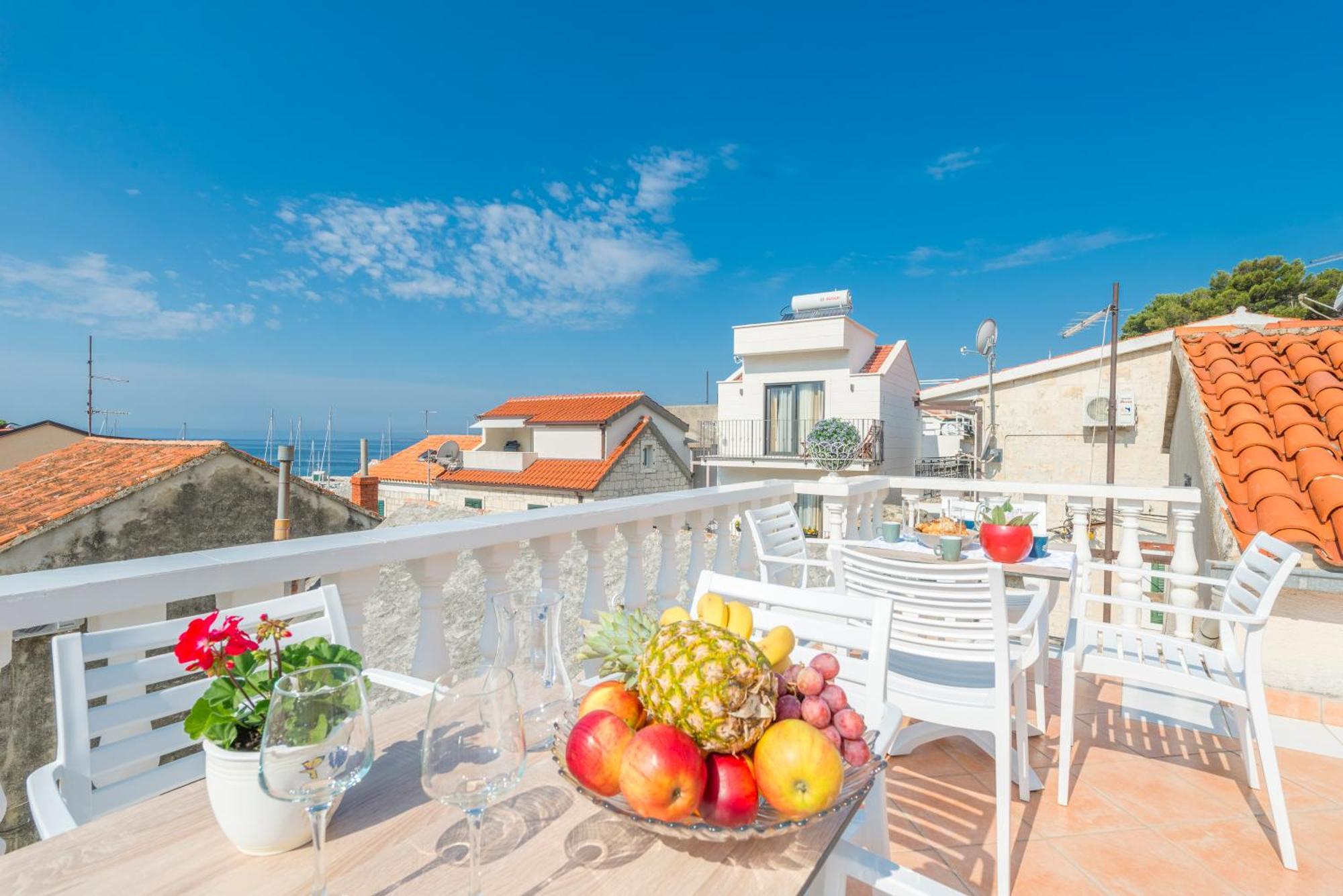 Apartments Roma บาชกาโวดา ภายนอก รูปภาพ