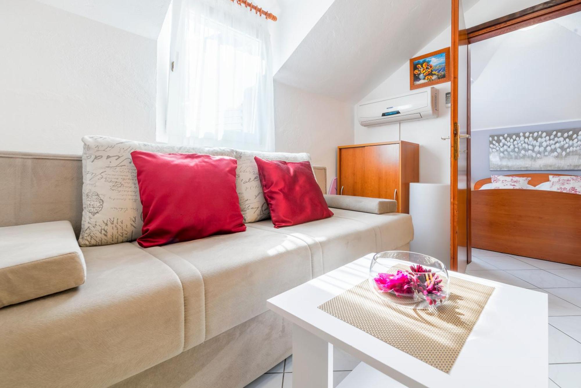Apartments Roma บาชกาโวดา ภายนอก รูปภาพ