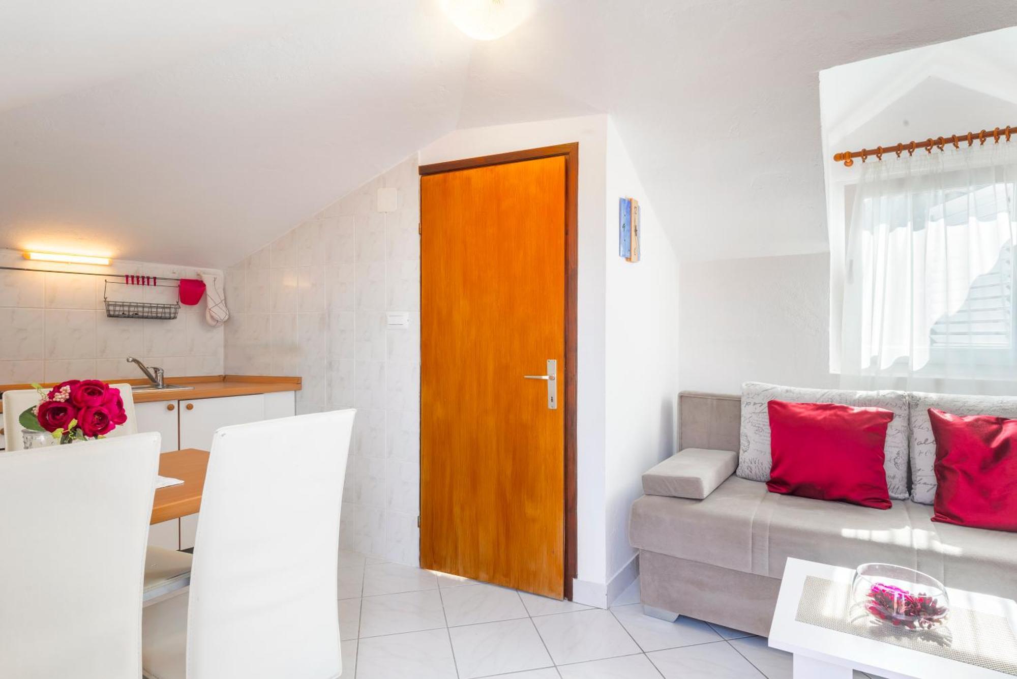 Apartments Roma บาชกาโวดา ภายนอก รูปภาพ